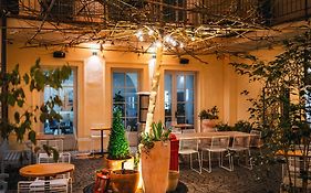 Old Royal Post Boutique Hotel & Premium Suites